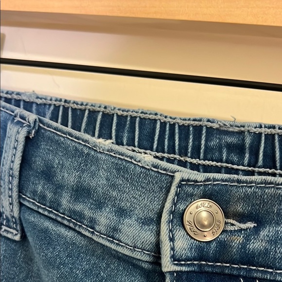 Aerie Light Wash Elastic Waist Flare Leg Jeans - Large - Picture 9 of 10